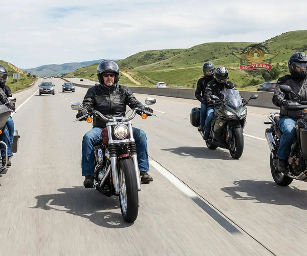 How Mesh Networking Improves Motorcycle Group Rides – Eagle Leather