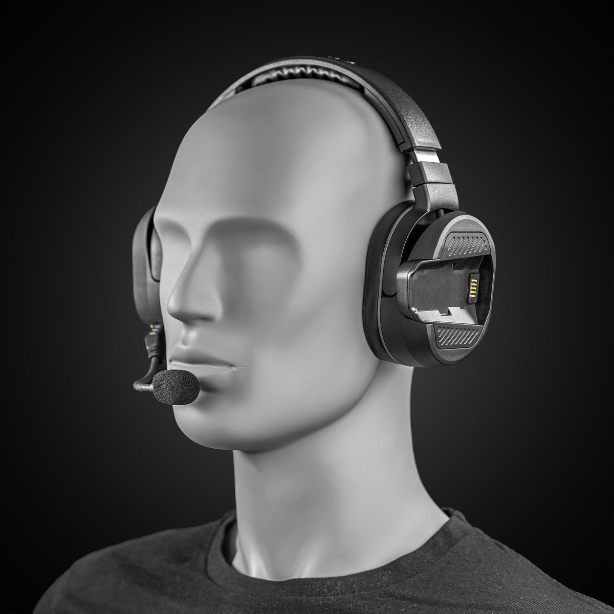 Cardo PACKTALK EDGEPHONES black headset fit display showing empty Air Mount