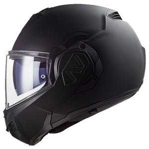 Advant Helmet Solid: LS2 is a well-known brand in the motorcycle helmet industry, and their Valiant and Valiant II models wer
