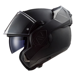 Advant Helmet Solid: LS2 is a well-known brand in the motorcycle helmet industry, and their Valiant and Valiant II models wer
