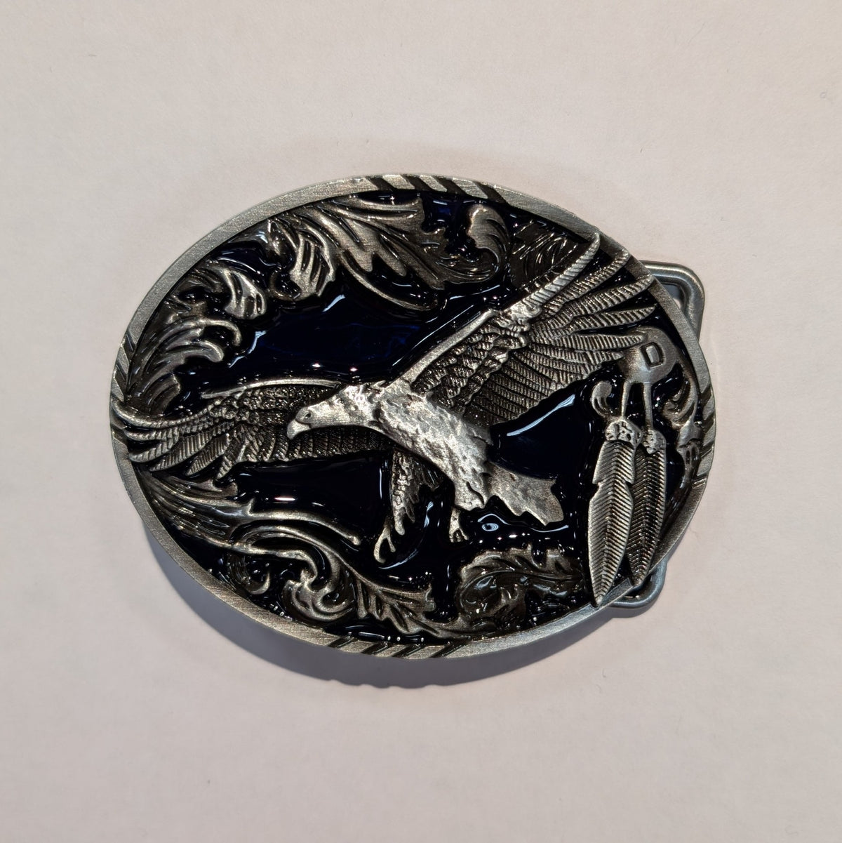 Belt Buckle - Oval Eagle Scene: This belt buckle is not just stylish, it's built to last with gorgeous detailing