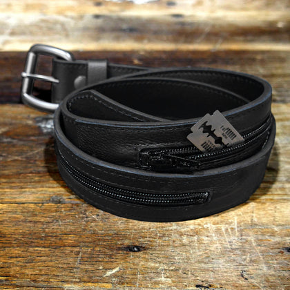 Eagle Leather Money Belt: Eagle Leather Money Belt 

Genuine leather material
Eagle design buckle
Interior zipper pocket to p