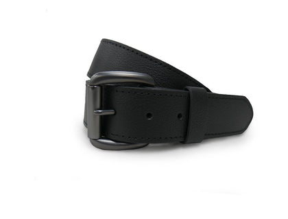 Eagle Leather Money Belt: Eagle Leather Money Belt 

Genuine leather material
Eagle design buckle
Interior zipper pocket to p