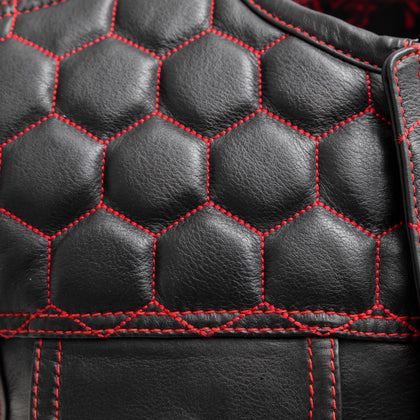 Men's Hornet Vest: Features:True to sizeClub style with roll-up collar, covered snaps and cropped center zipperHoney comb qui