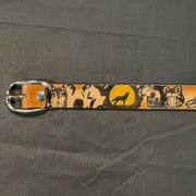 Belt Painted Wolf: Complete your outfit with this rustic leather snap belt with tarnished brass buckle or stainless steel