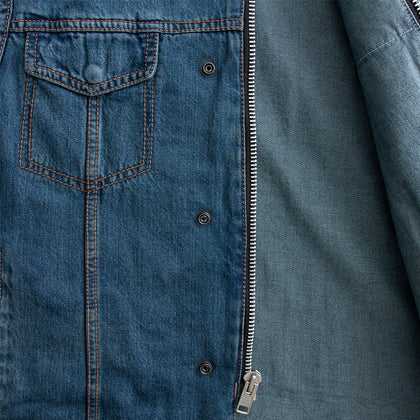 Men's No Limit Denim Vest: True to size
Made in Washed Blue Denim
Roll up collar
Two chest pockets with snap closures
Two sla