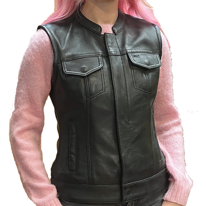 Ladies Dot Leather Club Vest: FEATURES:


Club style with banded collar, covered snaps and cropped center zipper
Two buttoned