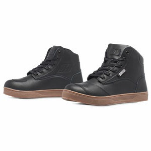 Ladies Jezebel Moto Shoe Black: Description
Keep your feet safe and comfortable as they dance on the pegs, shifter, and brake