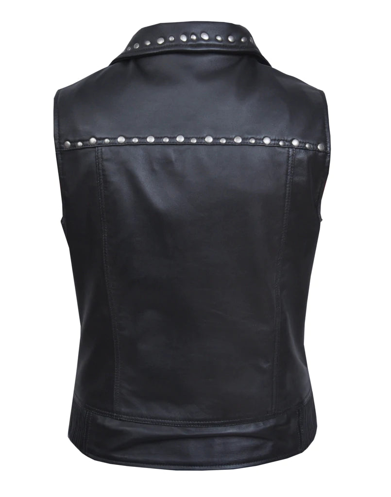 Ladies Venus Vest W/Studs: Features:

Ladies Venus Vest With Studs
Ladies Premium Leather Vest
Satin Silver lining
Antique si