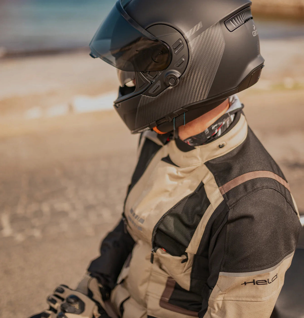 Integrated Cardo Packtalk communication controls on Beyond GTS
