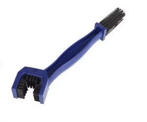 Blue Chain Brush: DON'T DELAY! BRUSH TODAY! 
Beautiful, blue coloring