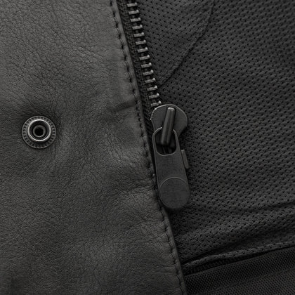 Men's Hotshot Vest: Take on the road with confidence in our Men's Hotshot Leather Vest