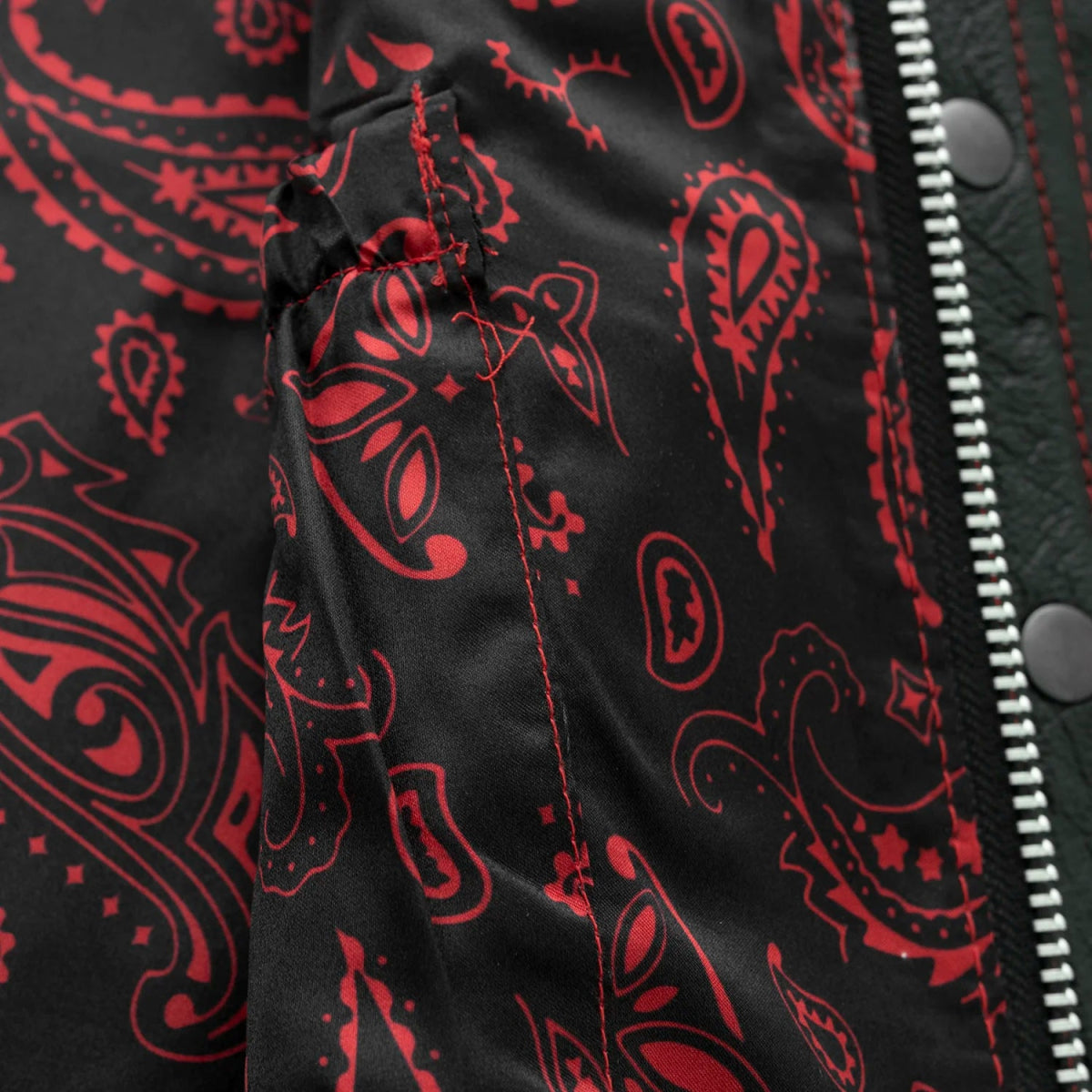 Men's Reaper vest red paisley lining and zipper detail