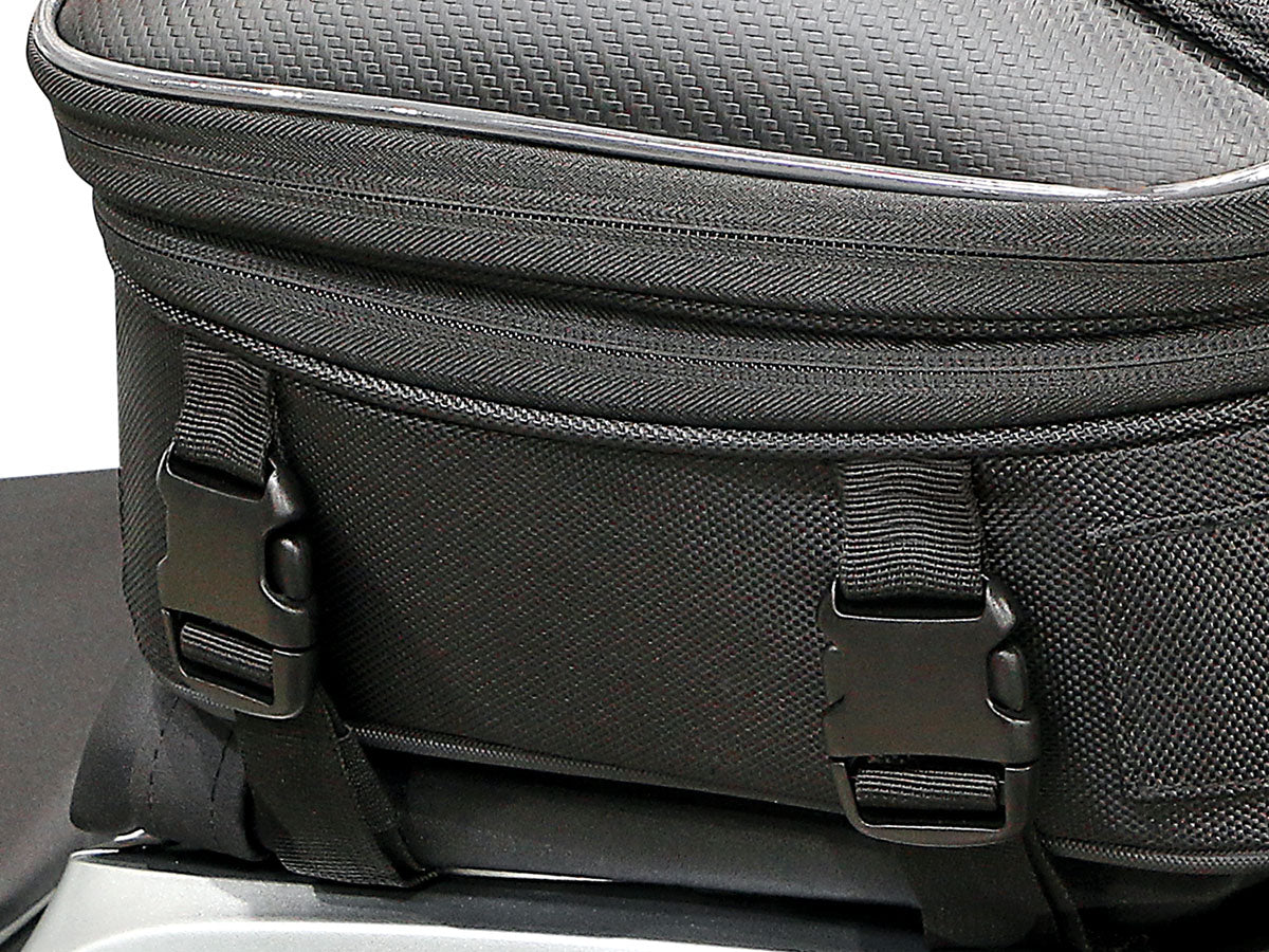 CL-1060-ST2 Commuter Tour: The Commuter Touring tail bag is perfect for larger seats, roomy enough for a few days’ worth of c