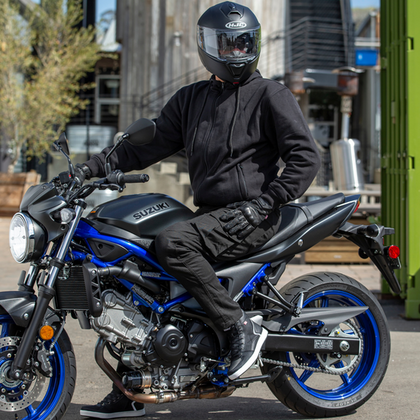 Rider wearing NORU Men’s Tori Boots in black on a motorcycle