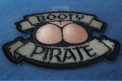 Booty Pirate patch embroidered detail