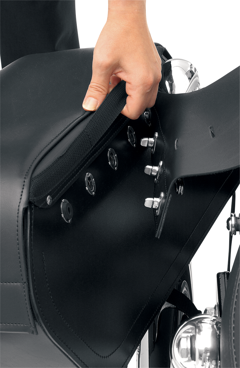 Saddlemen Cruis'n Slant Extra Jumbo saddlebags detail view