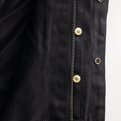 Men's Desperado Jacket: The Desperado is the perfect answer for riders who are looking for a lightweight jacket option yet st