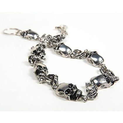 Biker Chain With Skulls: Features:

Biker Chain With Skulls
