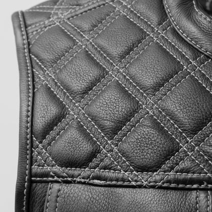 Men's Reaper Vest: REAPER - Men's Club Style Leather VestFeatures:


1