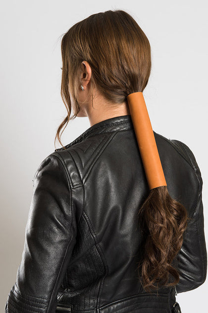 12" Solid Leather Extra Wide: Features:

Full Grain Leather Ponytail Holder
Classic Solid Color Leather
Extra Wide Available 