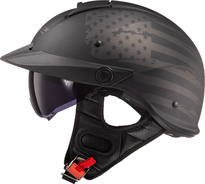 Rebellion 1812: Features:

Roll-off resistant shell design
Two-stage built-in drop-down sun shield
Ported flow through ventil