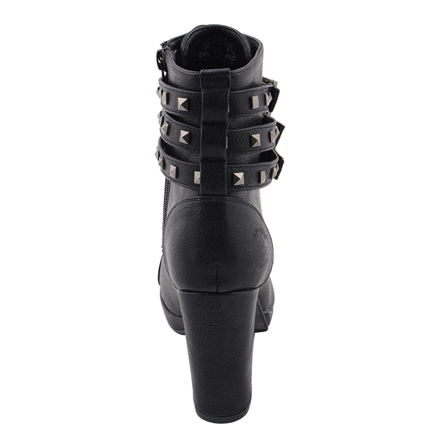 Ladies Lace to the Toe Boots: Features:

Women's Lace to Toe Boot
Synthetic Leather Upper
Anti-Slip Bottom, Platform Heel
Cro