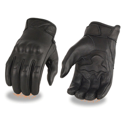 Men's Short Racing Glove Lined: Premium Aniline Cowhide
Lightly Lined w/ Gel Palm
Adjustable Wrist Strap Closure
Rubberized K