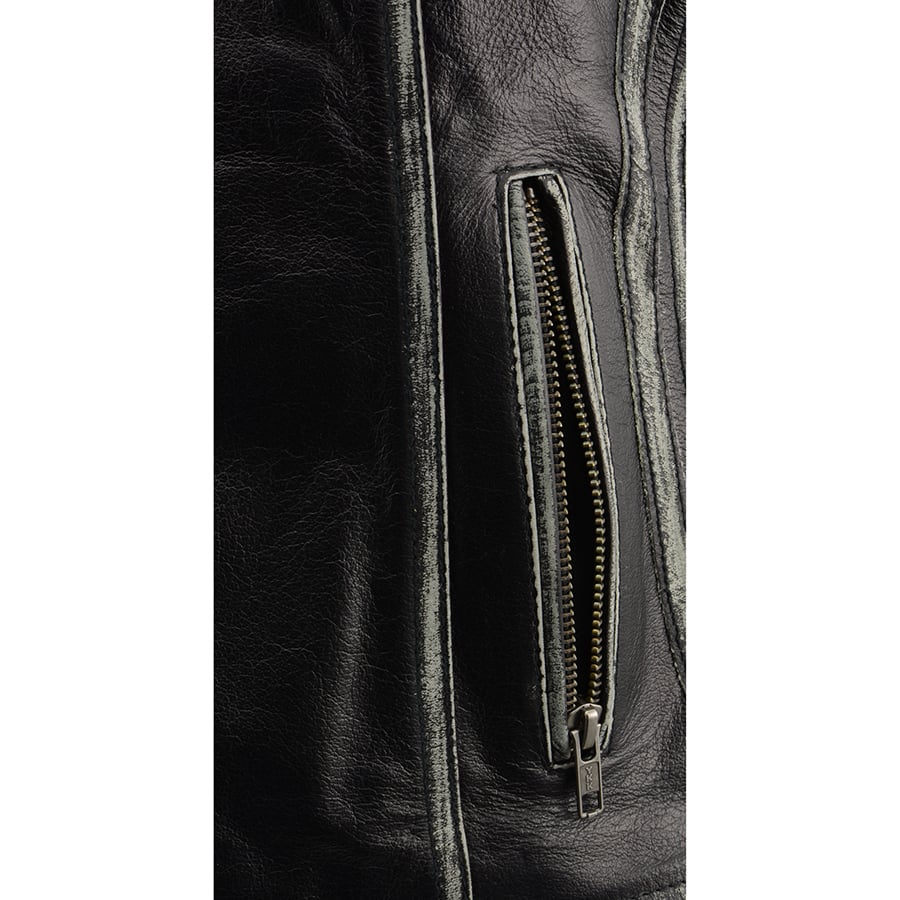 Ladies Classic Zip Up Vest with Lace: Features:

Women Distressed Black Leather Vest with Lace &amp; Star Accents
Lightweight
