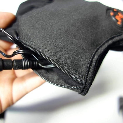 Mobile Warming 12V Glove Liner - Black: Description

The Fieldsheer® powered by Mobile Warming® heating technology 12-volt he