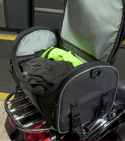 Route 1 Day Trip NR-210 Black: Features:
LIFETIME WARRANTY
Made with Industry leading UltraMax® fabric
Maximum UV protection 