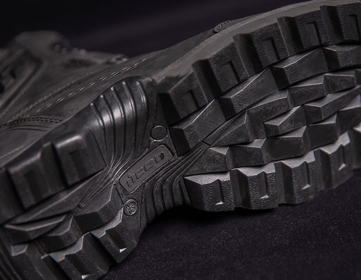 Icon StormHawk Boot: Description
From our rain-soaked rides in Portland, Oregon, comes the ICON Stormhawk™ Waterproof boot