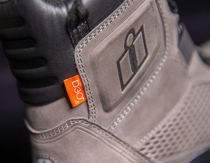 Icon StormHawk Boot: Description
From our rain-soaked rides in Portland, Oregon, comes the ICON Stormhawk™ Waterproof boot